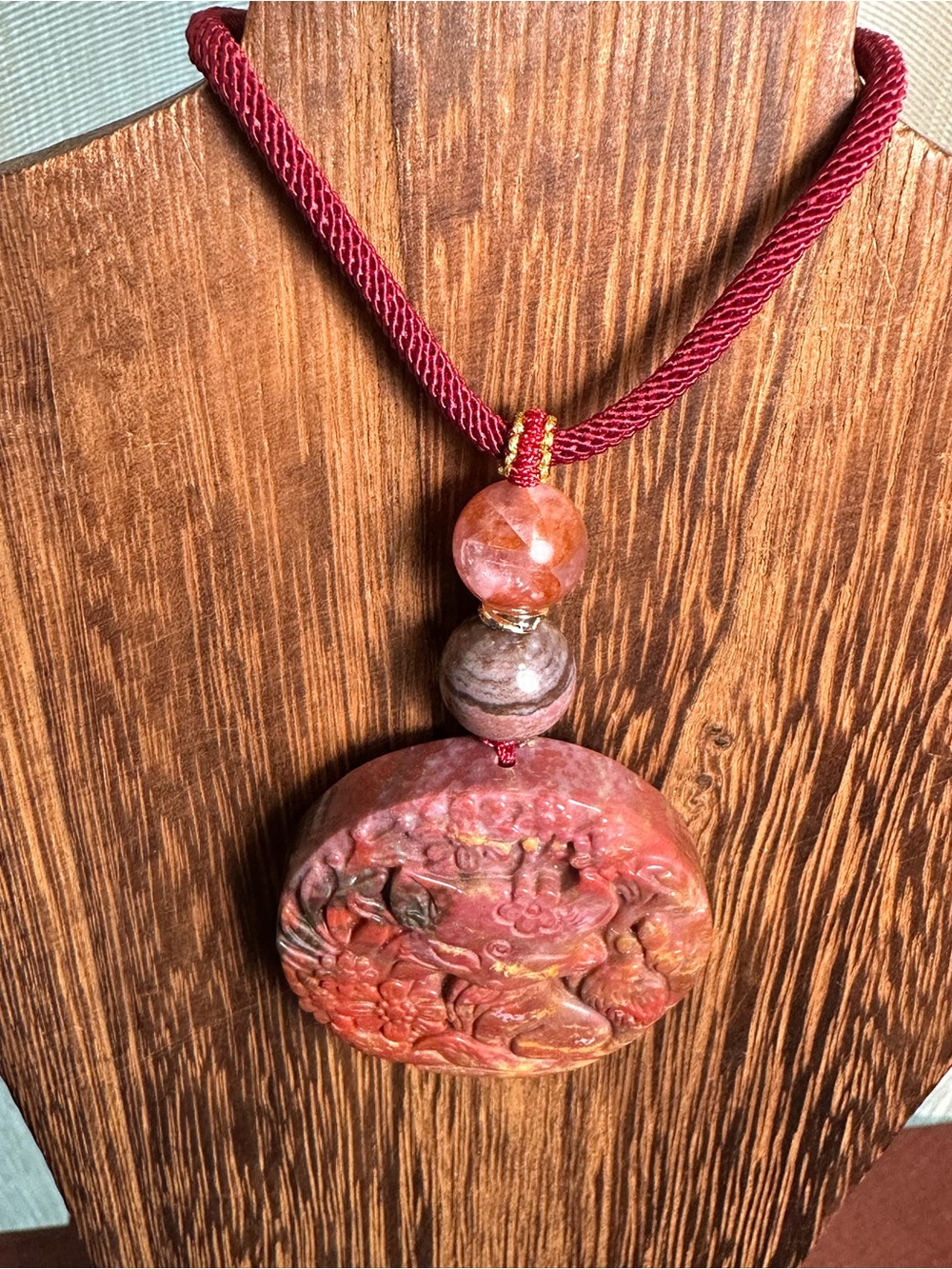 Maroon Ocean Jasper Fox Pendant Necklace with Amethyst on Adjustable Rope - Picture 9 of 13